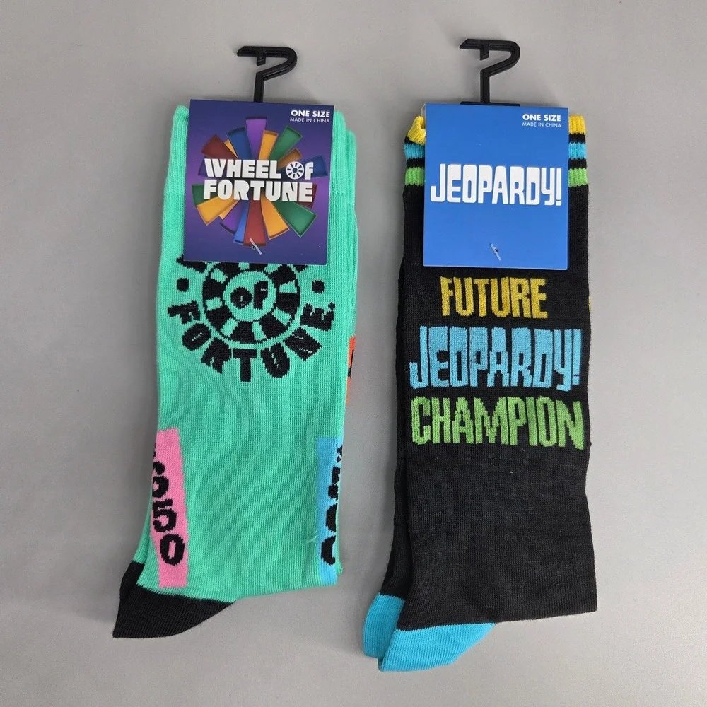 Wheel of Fortune Jeopardy Socks Mens OS 2 Pair Set Game Show Novelty Retro‎ New